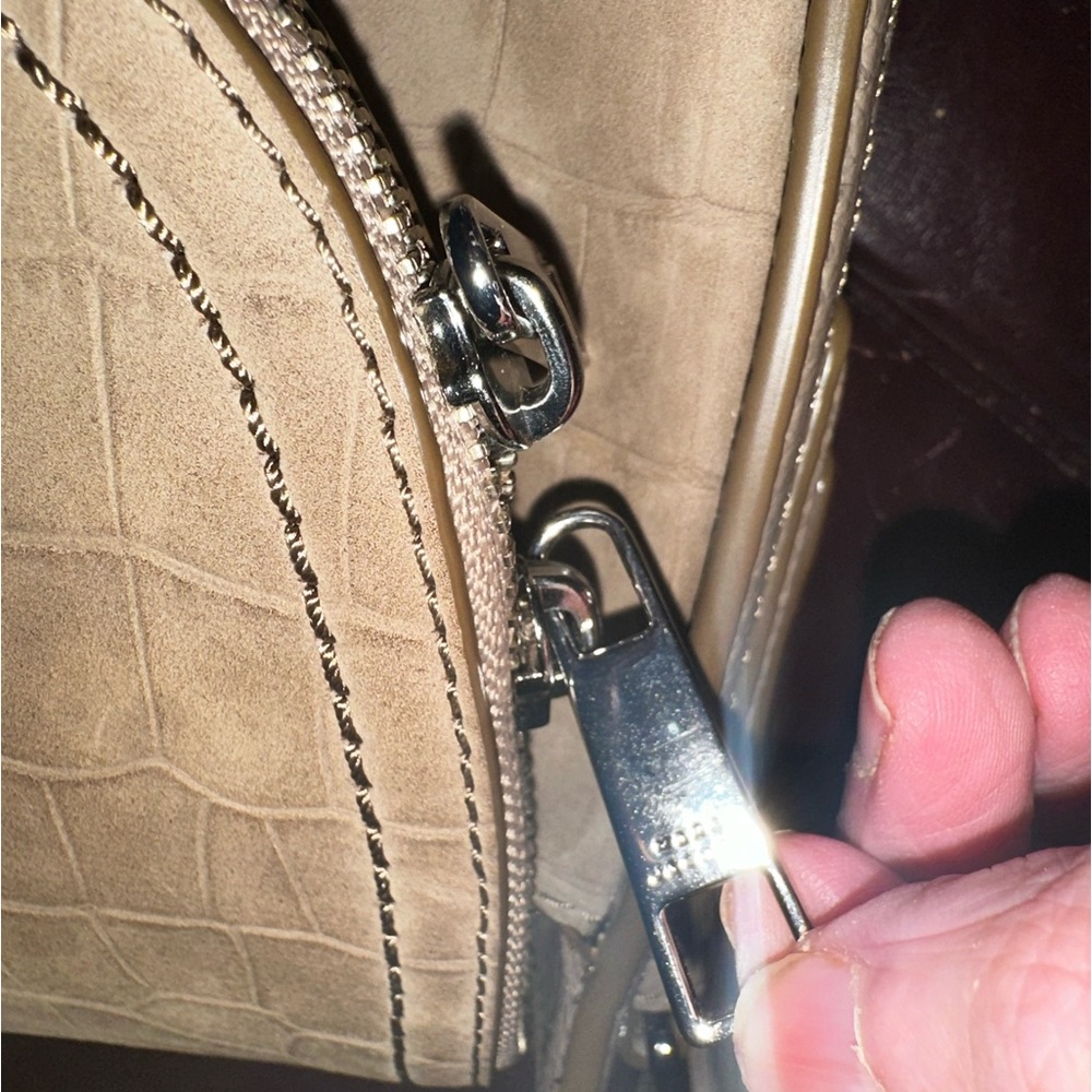 Marc Jacobs The Grind Hobo - Picture 4 of 12
